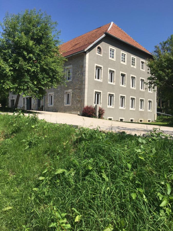 Apartamento Domaine De Malpas Villers-le-Lac Exterior foto